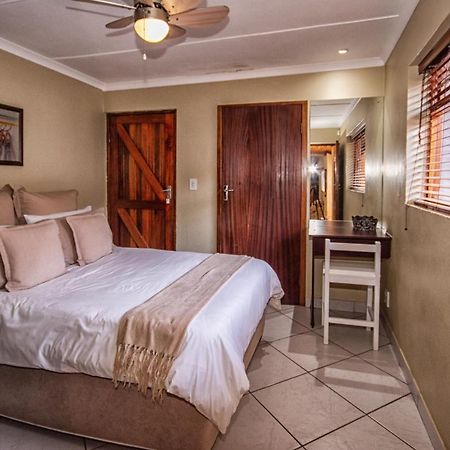 Ohannas Bnb & Self Catering Plettenberg Bay Kültér fotó