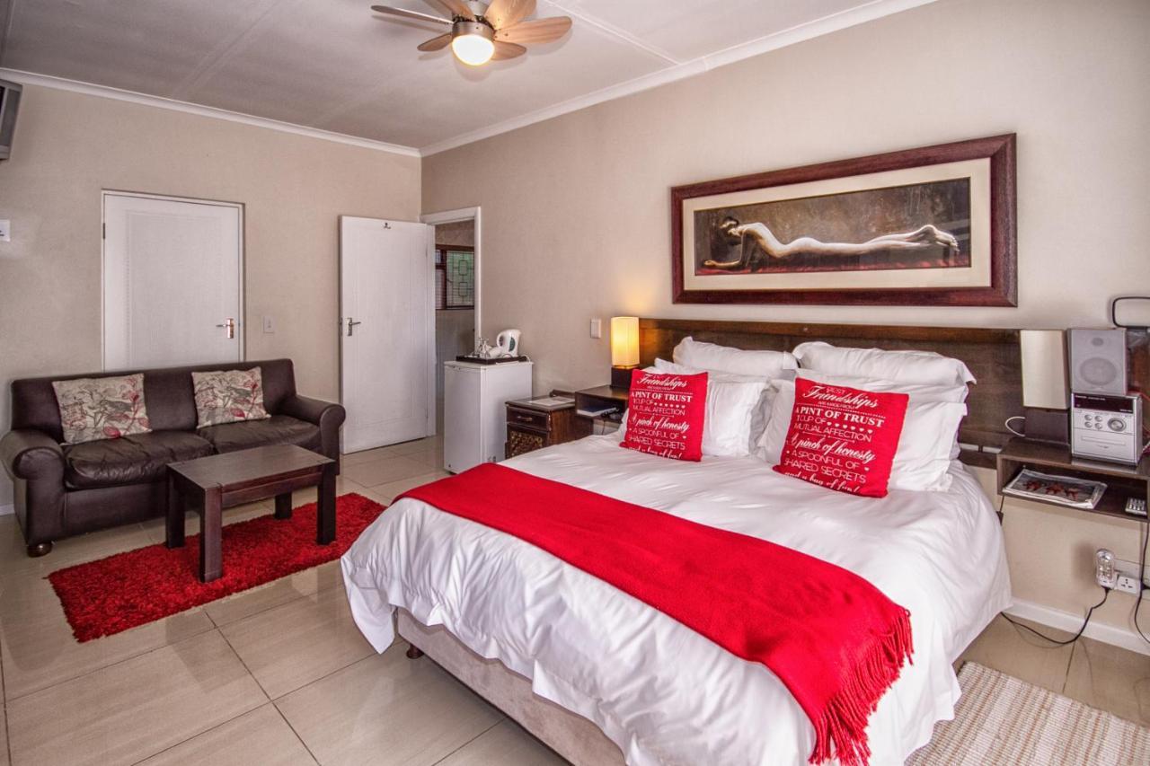 Ohannas Bnb & Self Catering Plettenberg Bay Kültér fotó