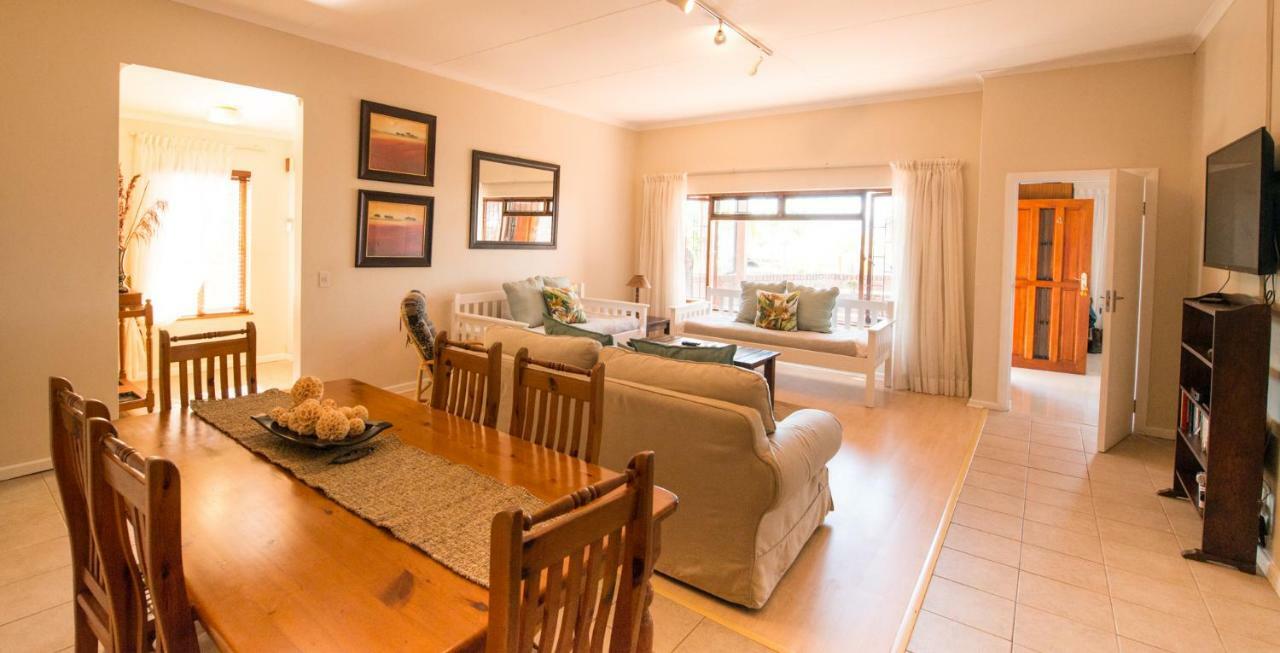 Ohannas Bnb & Self Catering Plettenberg Bay Kültér fotó